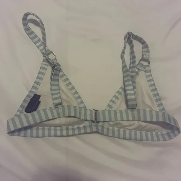 LA Hearts ‘Fixed’ Stripe Triangle Bikini Top - Picture 6 of 9